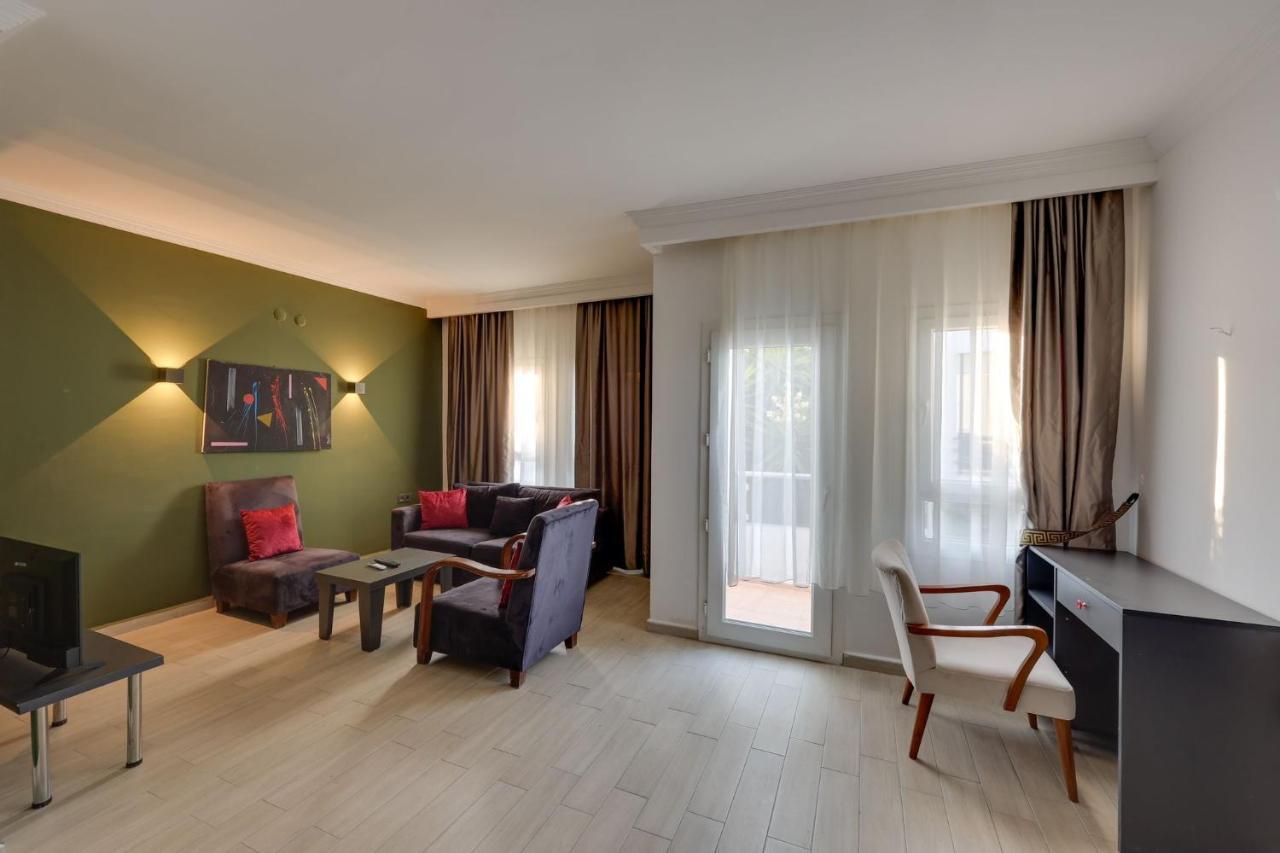 Sapphire Club Hotel Bodrum ภายนอก รูปภาพ