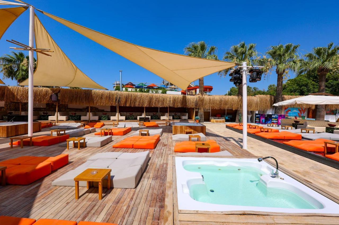 Sapphire Club Hotel Bodrum ภายนอก รูปภาพ