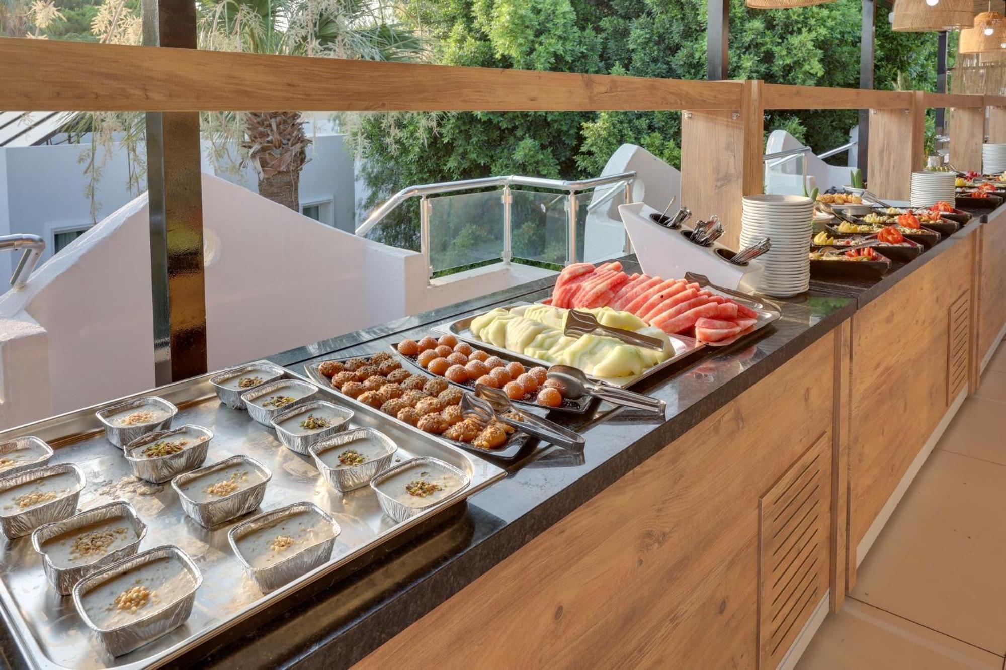 Sapphire Club Hotel Bodrum ภายนอก รูปภาพ